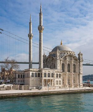 Ortaköy-Mosque.jpg