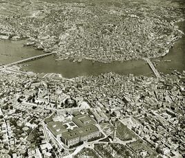 İstanbul'un 1952 yılında çekilen kuşbakışı bir fotoğrafı