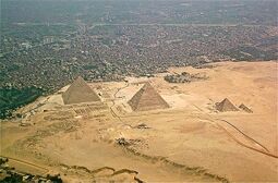 Havadan Giza Piramit Kompleksi