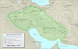 Büveyh hanedanının kontrolü altındaki üç emirliğin haritası, yaklaşık 970