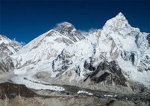 Everest Dağı 1.jpg